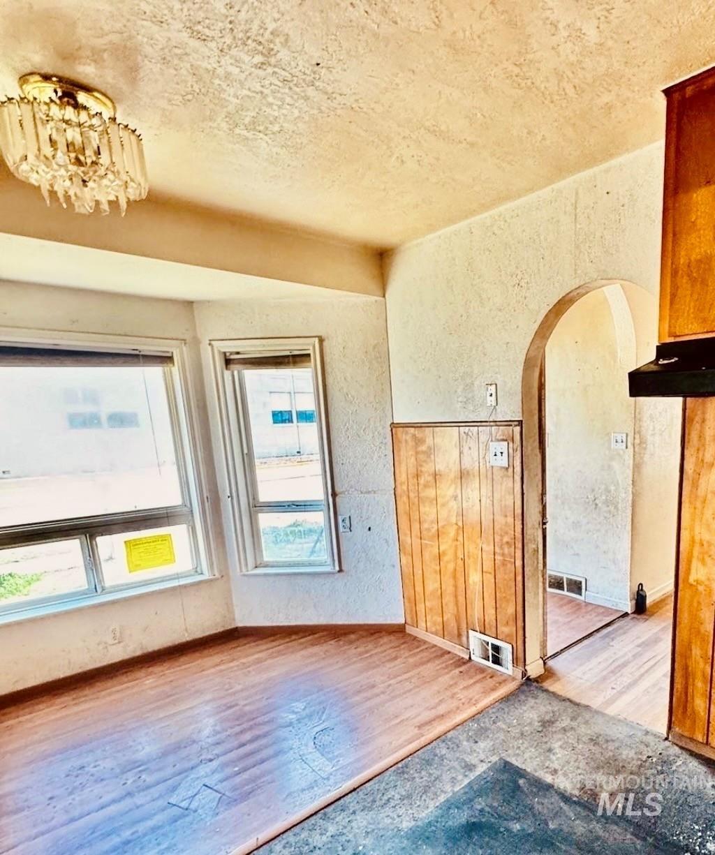 1102 E Denver St, Caldwell, Idaho 83605, 2 Bedrooms, 1 Bathroom, Residential For Sale, Price $174,900,MLS 98997051