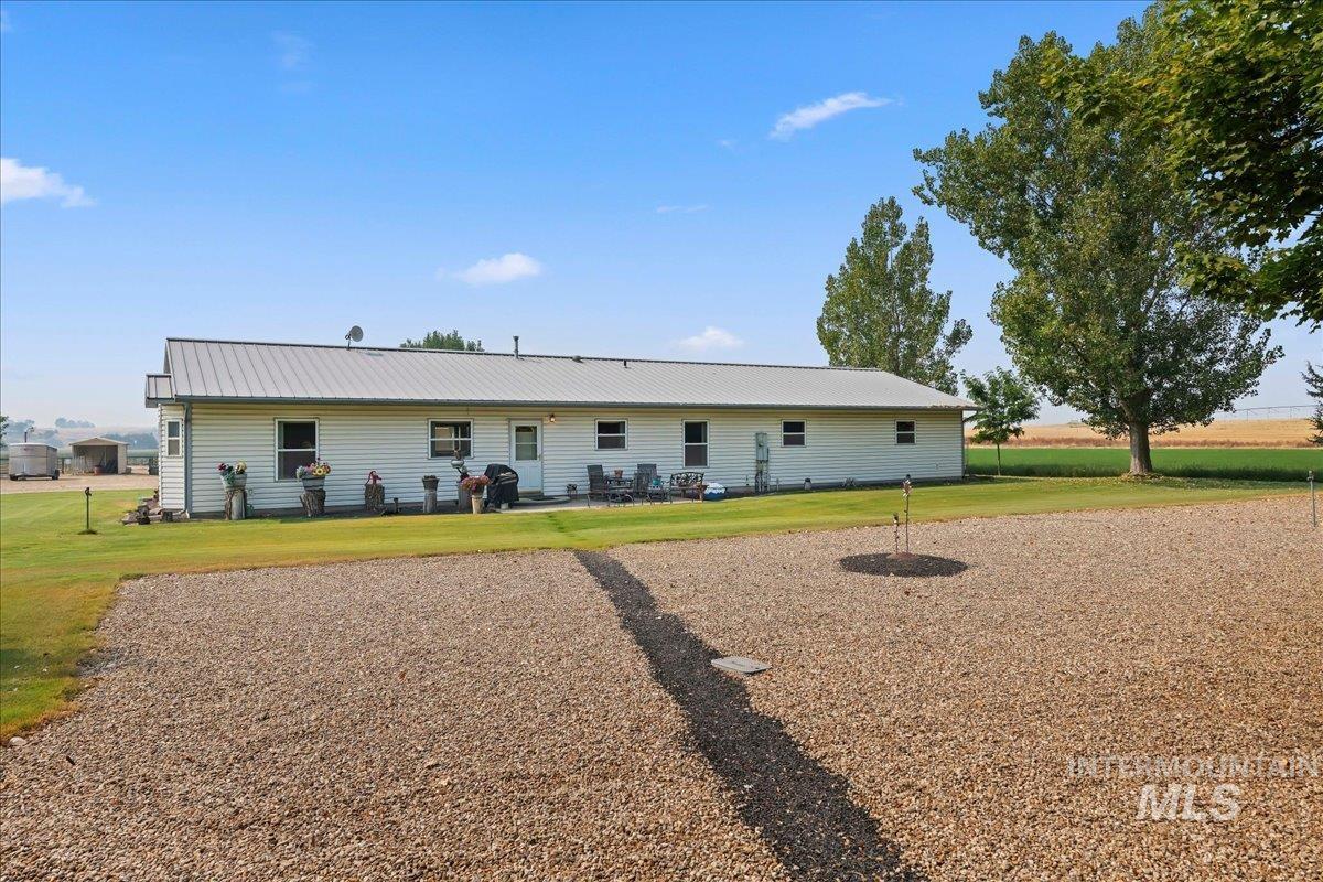 20133 Market Road, Caldwell, Idaho 83607, 3 Bedrooms, 2 Bathrooms, Residential For Sale, Price $949,900,MLS 98997054