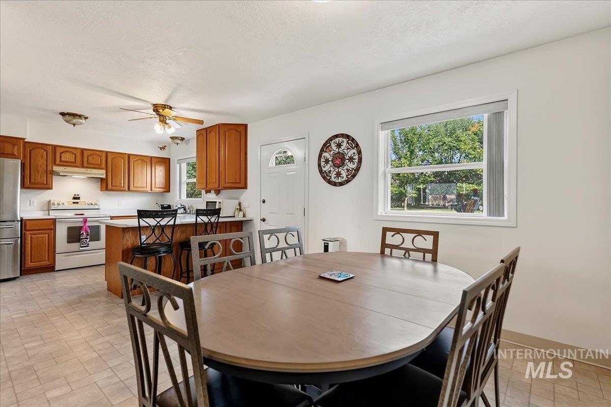 20133 Market Road, Caldwell, Idaho 83607, 3 Bedrooms, 2 Bathrooms, Residential For Sale, Price $949,900,MLS 98997054