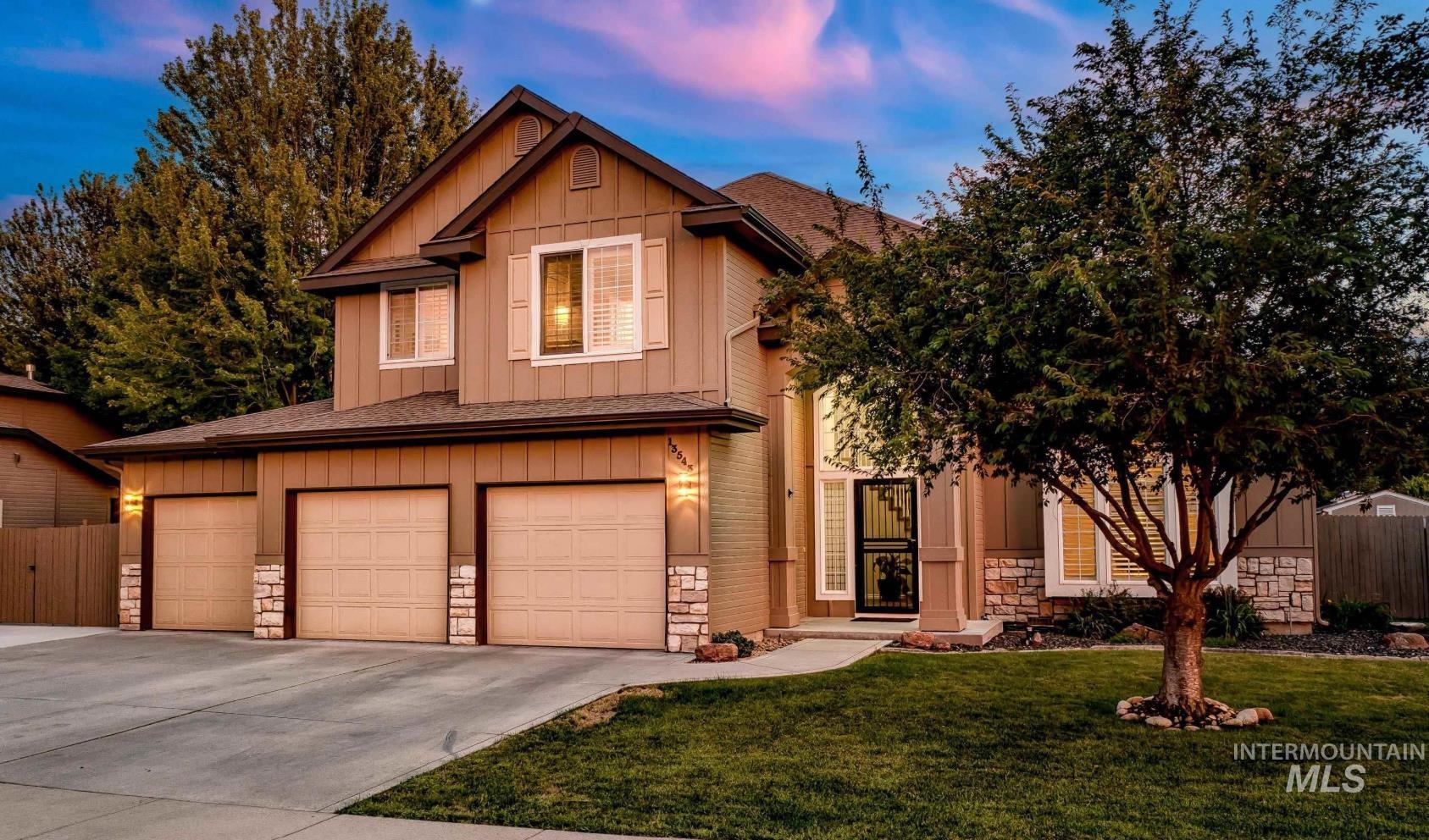 13543 W Engelmann Dr, Boise, Idaho 83713, 5 Bedrooms, 3 Bathrooms, Residential For Sale, Price $775,000,MLS 98997057