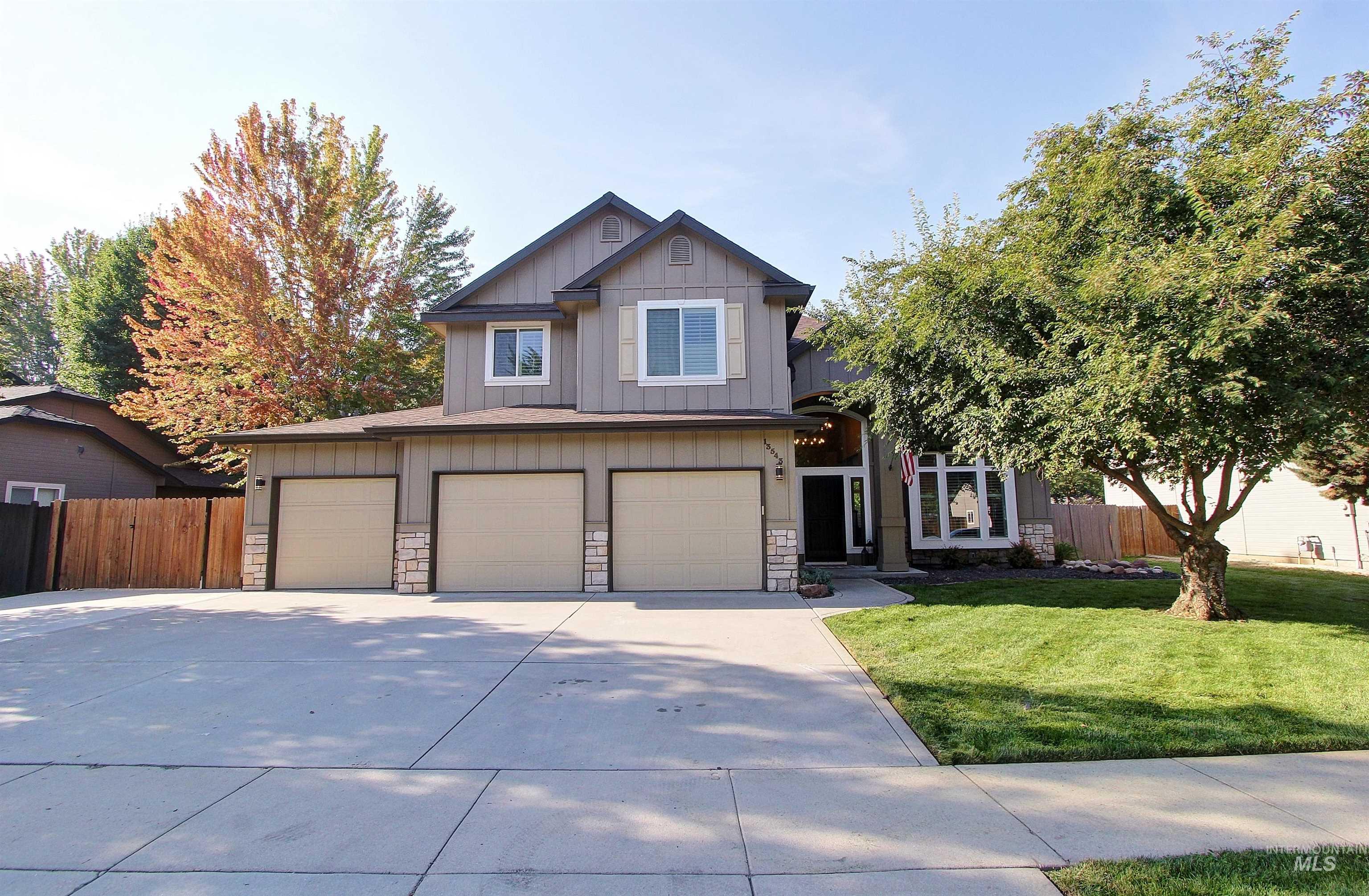 13543 W Engelmann Dr, Boise, Idaho 83713, 5 Bedrooms, 3 Bathrooms, Residential For Sale, Price $775,000,MLS 98997057
