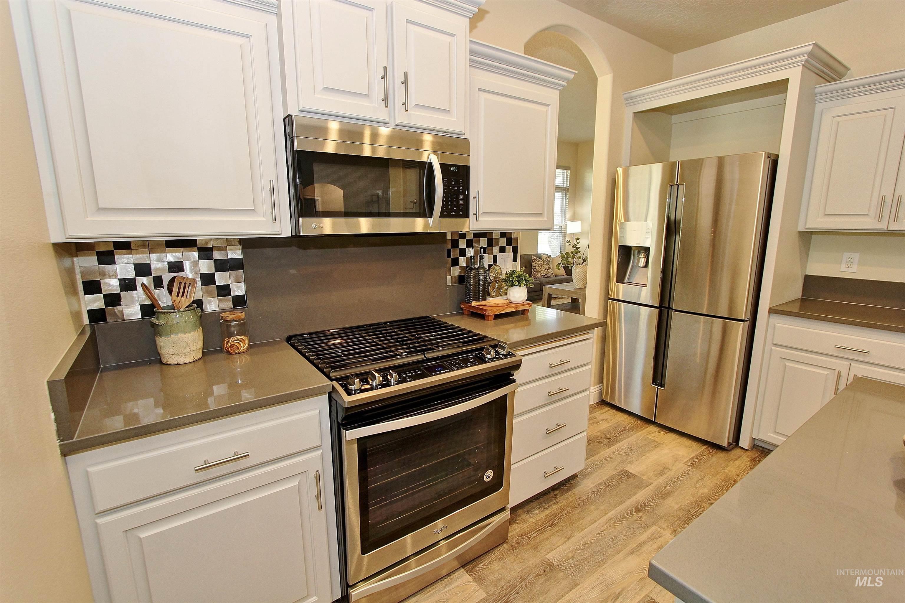 13543 W Engelmann Dr, Boise, Idaho 83713, 5 Bedrooms, 3 Bathrooms, Residential For Sale, Price $775,000,MLS 98997057
