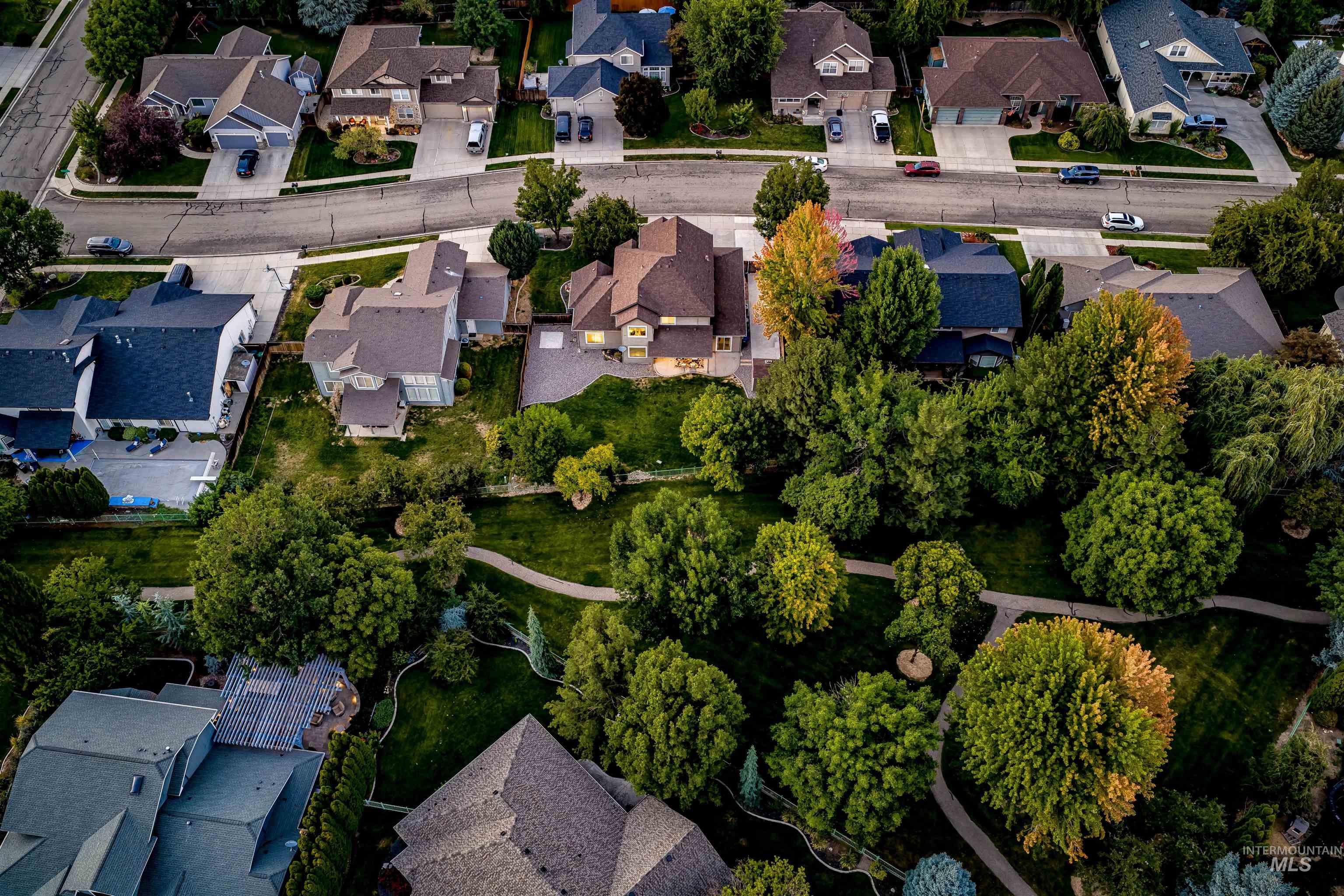 13543 W Engelmann Dr, Boise, Idaho 83713, 5 Bedrooms, 3 Bathrooms, Residential For Sale, Price $775,000,MLS 98997057