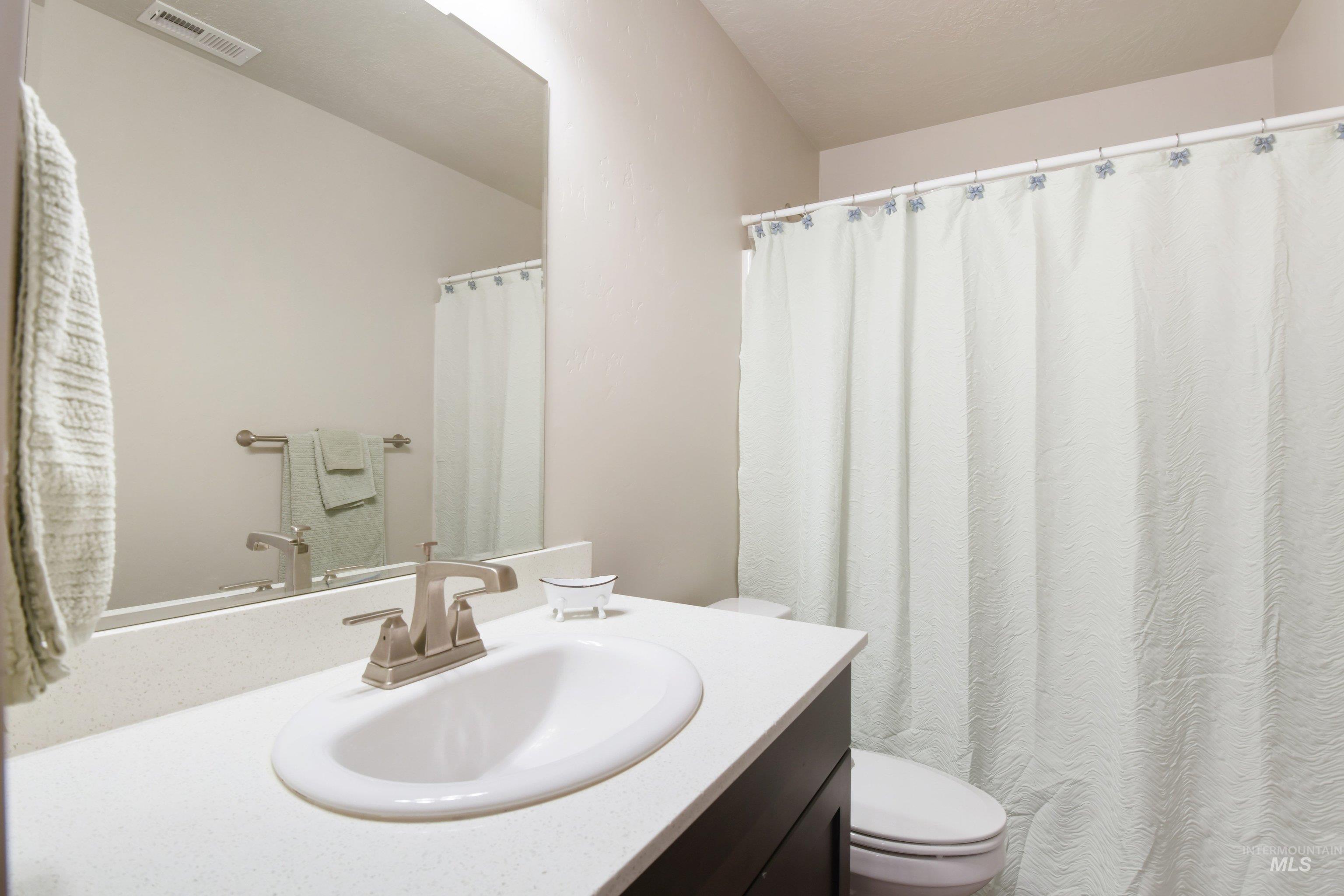 3536 S Milan Place, Meridian, Idaho 83642, 3 Bedrooms, 2 Bathrooms, Residential For Sale, Price $425,000,MLS 98997059