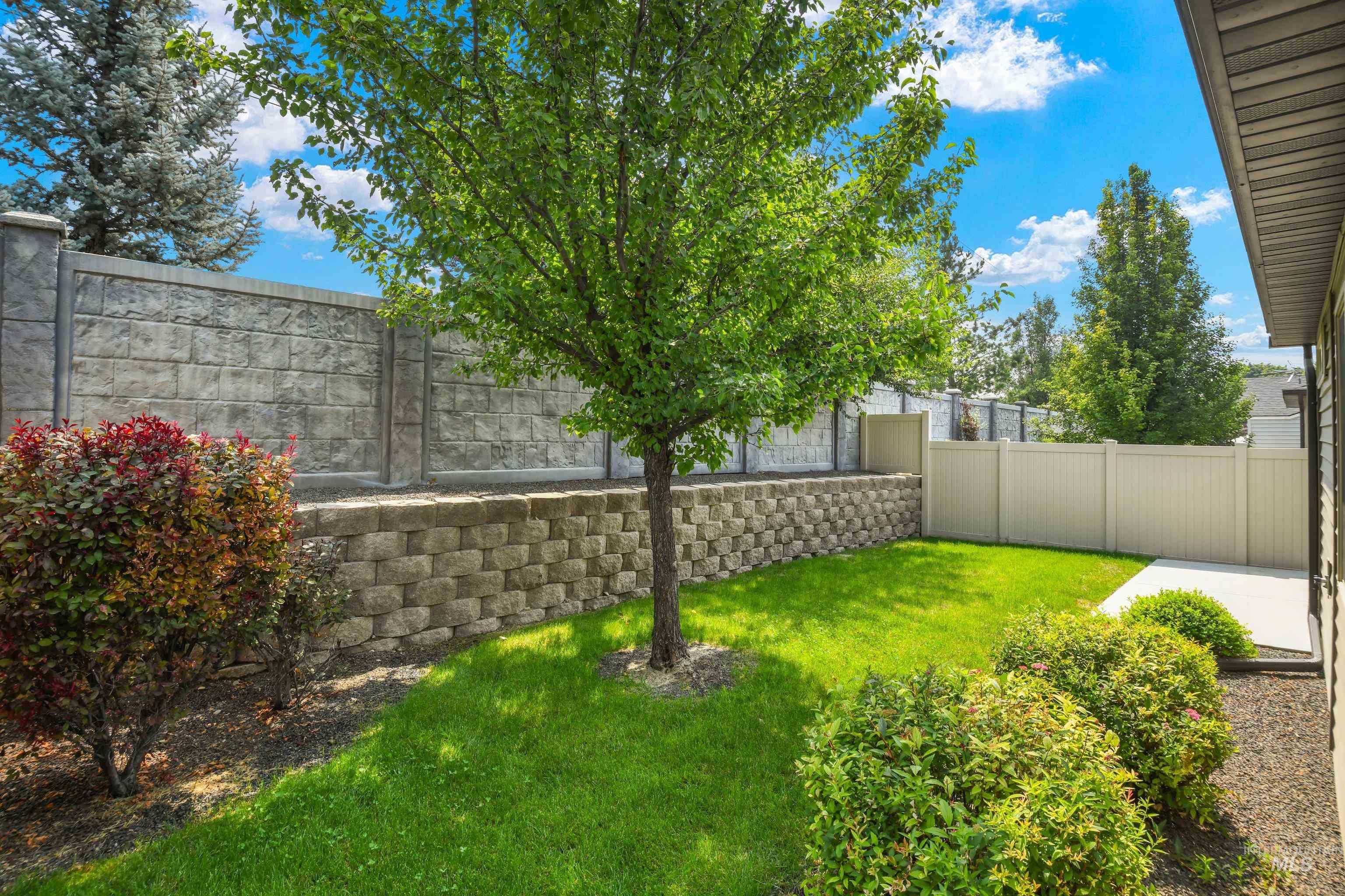 3536 S Milan Place, Meridian, Idaho 83642, 3 Bedrooms, 2 Bathrooms, Residential For Sale, Price $425,000,MLS 98997059