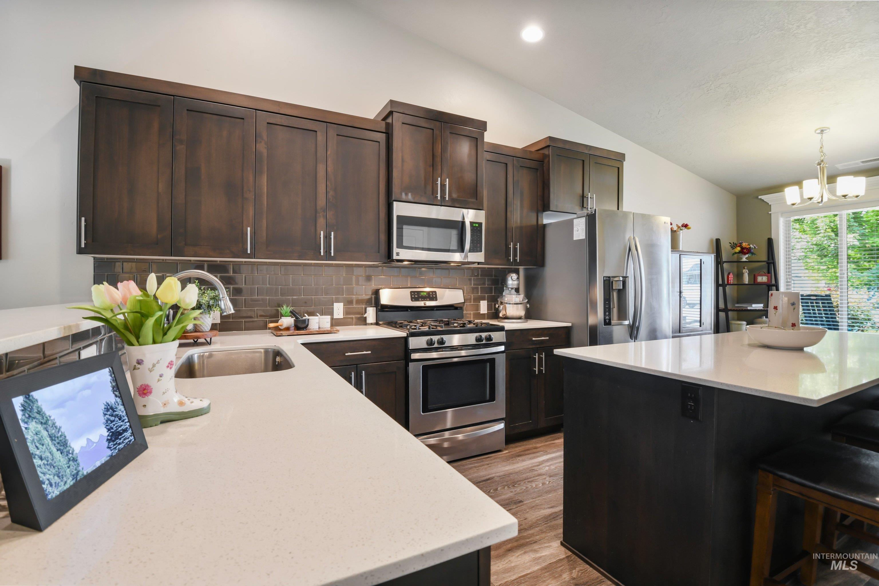 3536 S Milan Place, Meridian, Idaho 83642, 3 Bedrooms, 2 Bathrooms, Residential For Sale, Price $425,000,MLS 98997059