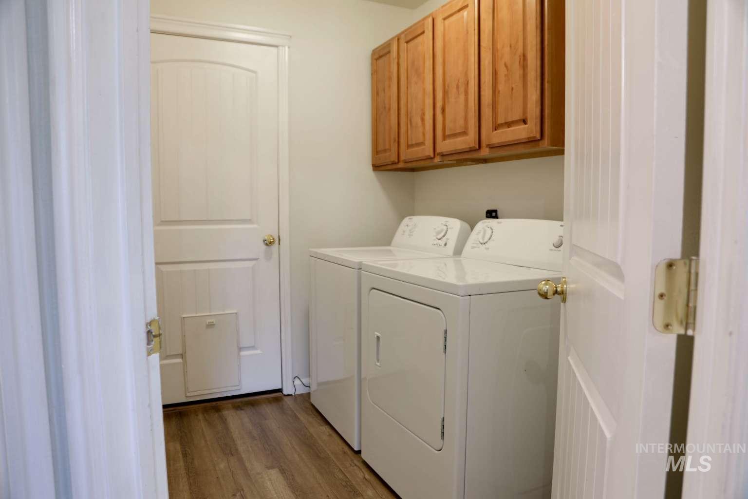 907 S Sockeye Way, Meridian, Idaho 83642, 3 Bedrooms, 2 Bathrooms, Residential For Sale, Price $418,900,MLS 98997060