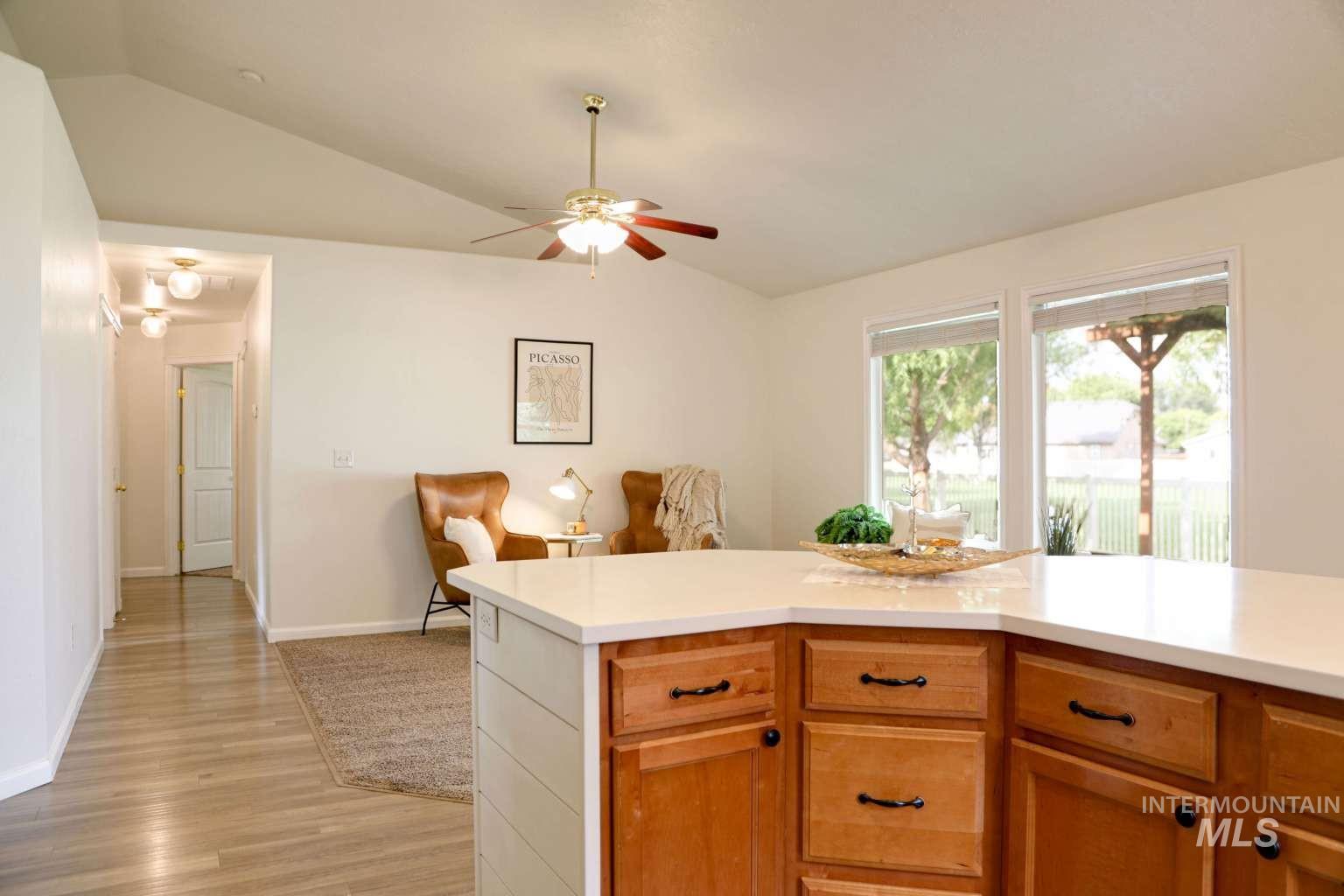 907 S Sockeye Way, Meridian, Idaho 83642, 3 Bedrooms, 2 Bathrooms, Residential For Sale, Price $418,900,MLS 98997060