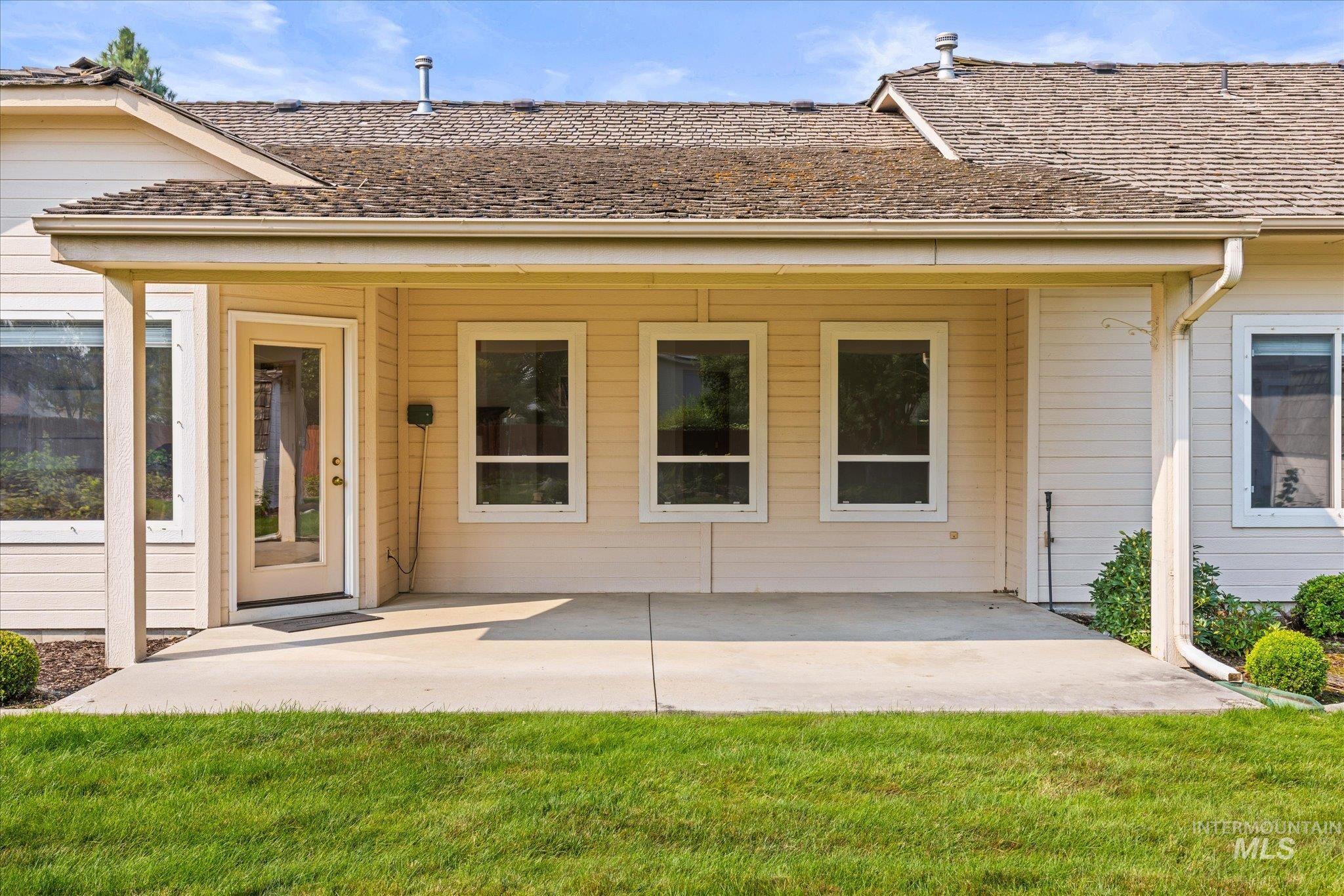 1098 E Cayman Dr., Meridian, Idaho 83642, 4 Bedrooms, 2 Bathrooms, Residential For Sale, Price $675,000,MLS 98997061