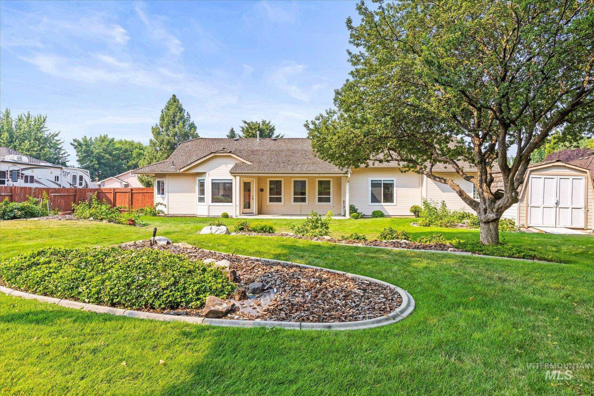1098 E Cayman Dr., Meridian, Idaho 83642, 4 Bedrooms, 2 Bathrooms, Residential For Sale, Price $675,000,MLS 98997061