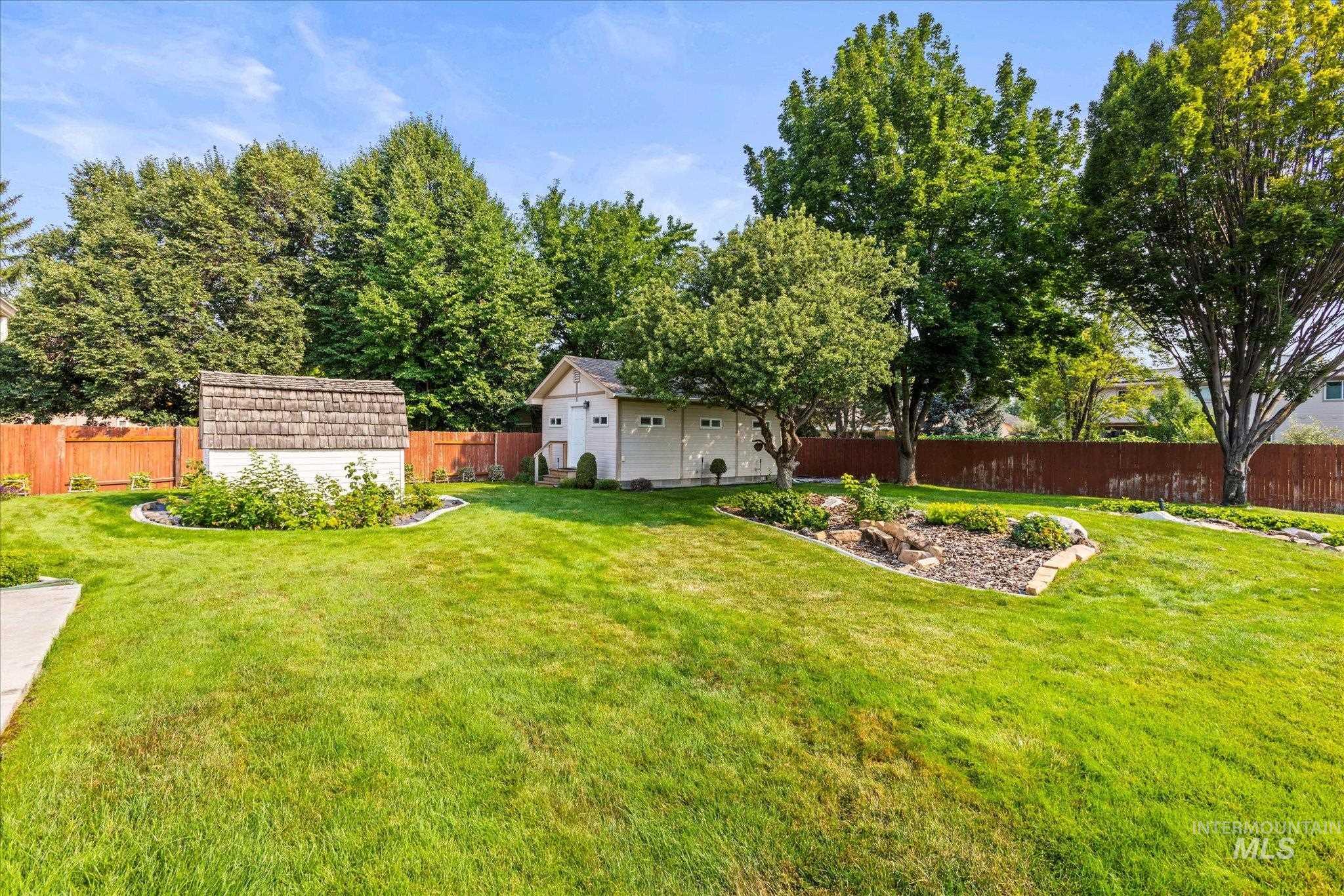 1098 E Cayman Dr., Meridian, Idaho 83642, 4 Bedrooms, 2 Bathrooms, Residential For Sale, Price $675,000,MLS 98997061