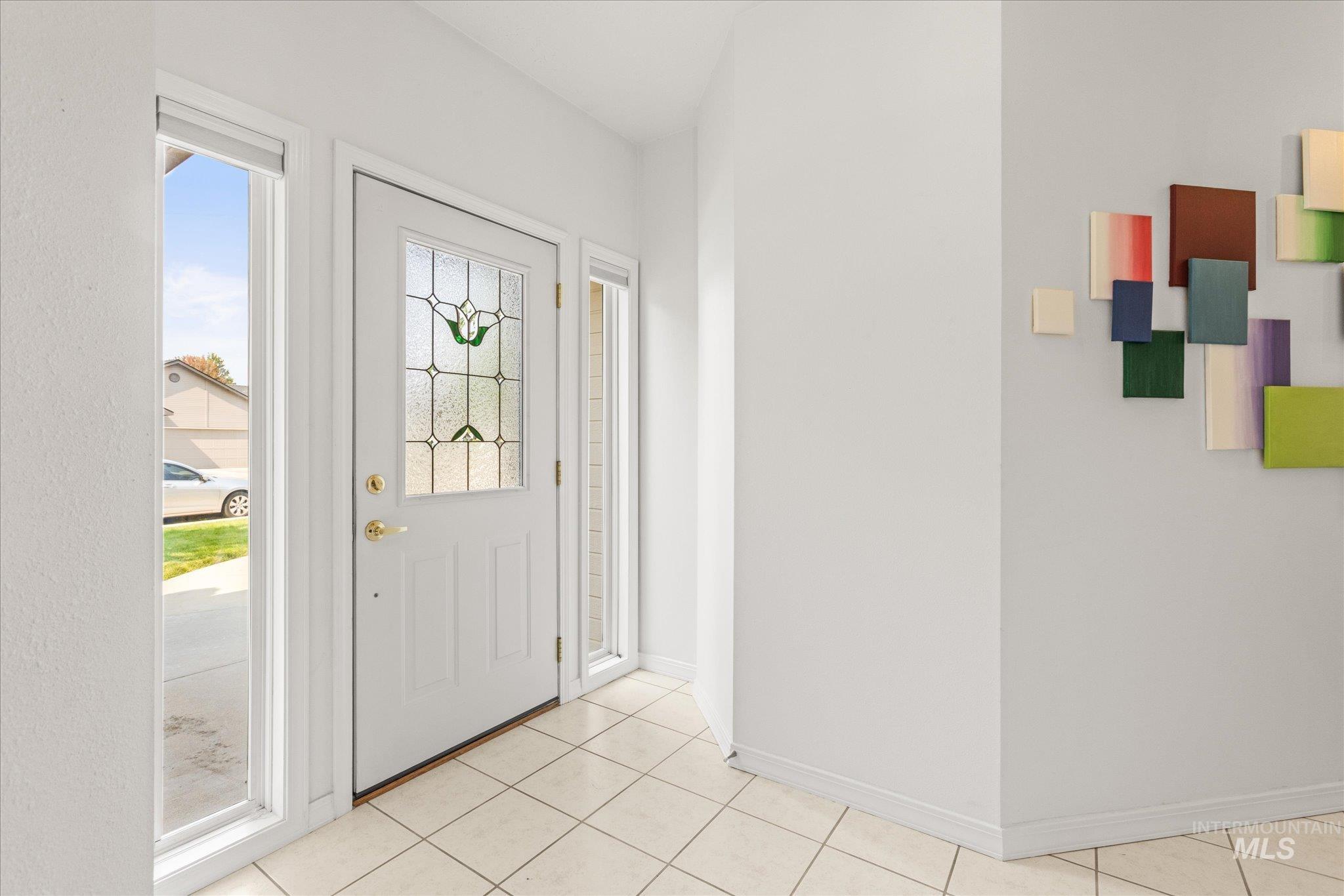 1098 E Cayman Dr., Meridian, Idaho 83642, 4 Bedrooms, 2 Bathrooms, Residential For Sale, Price $675,000,MLS 98997061