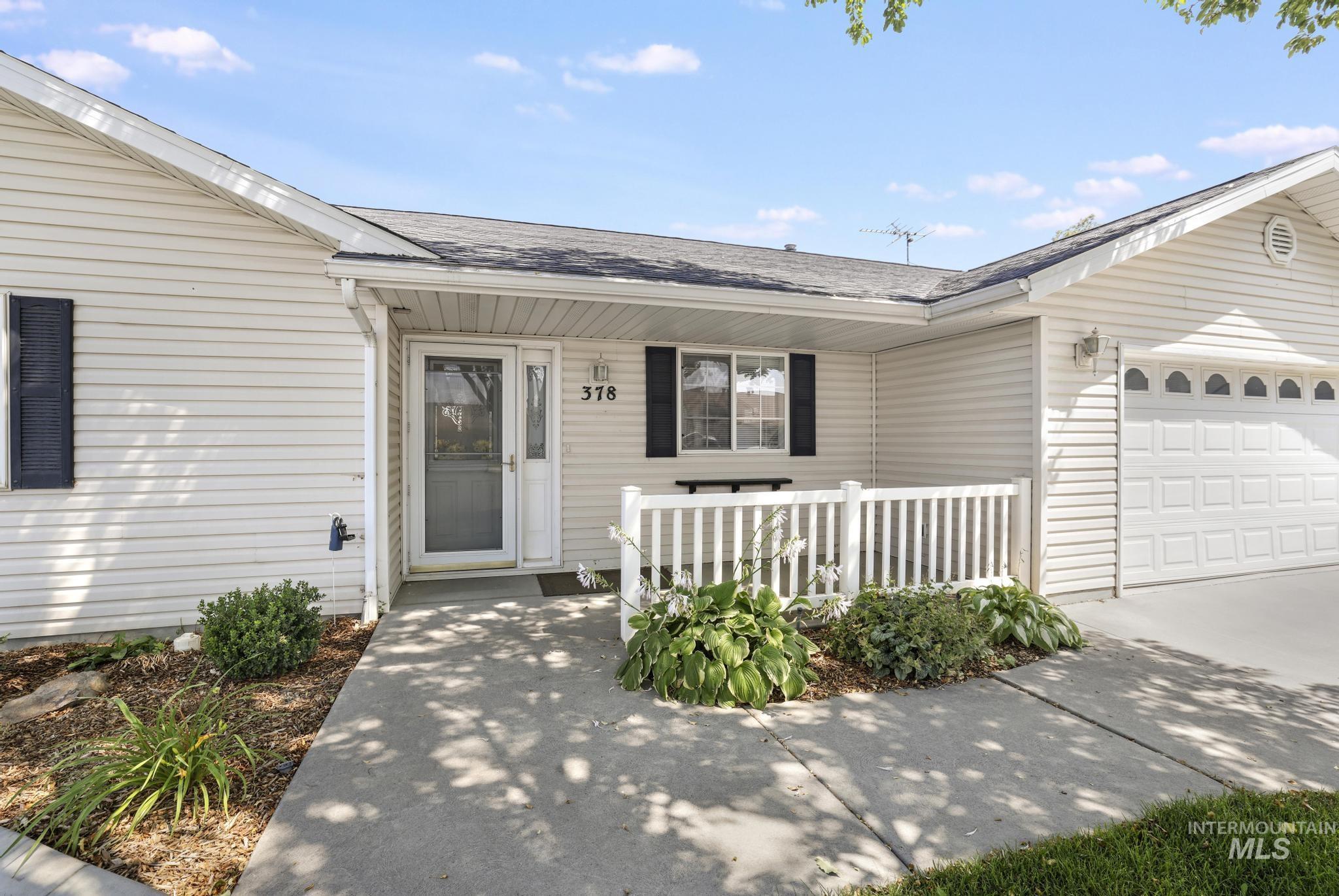 378 Eric Ct, Twin Falls, Idaho 83301, 3 Bedrooms, 2 Bathrooms, Residential For Sale, Price $355,000,MLS 98997062