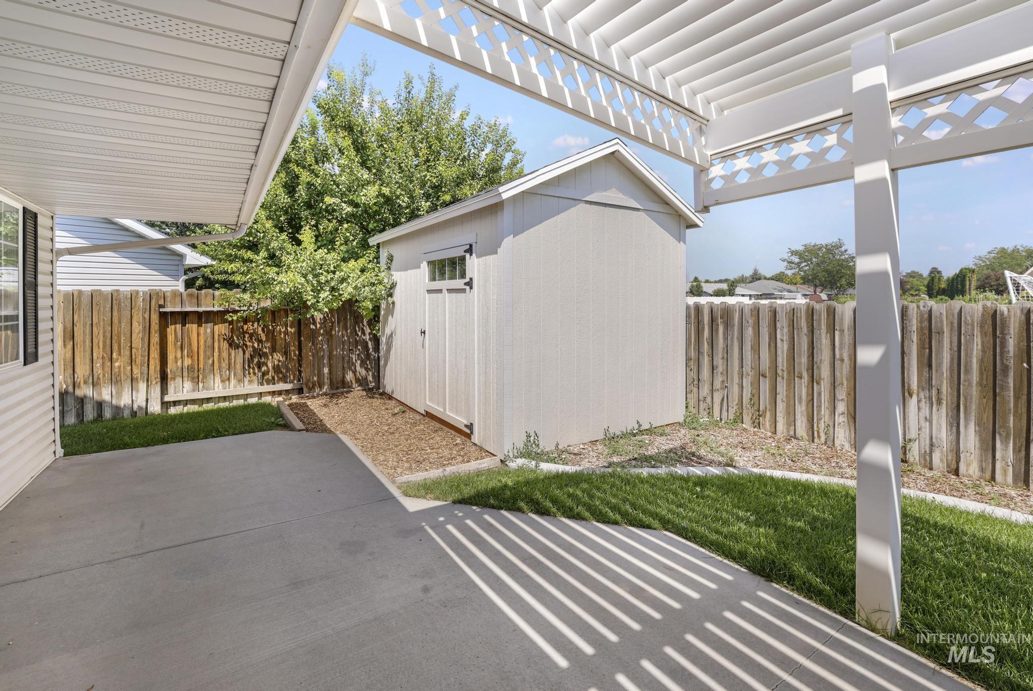 378 Eric Ct, Twin Falls, Idaho 83301, 3 Bedrooms, 2 Bathrooms, Residential For Sale, Price $355,000,MLS 98997062