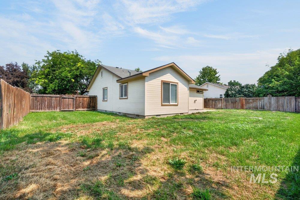 1521 W Kesler, Kuna, Idaho 83634, 3 Bedrooms, 2 Bathrooms, Residential For Sale, Price $380,000,MLS 98997063