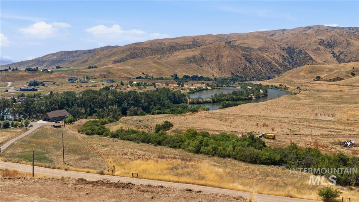 2 Calvin Dr, Horseshoe Bend, Idaho 83629, Land For Sale, Price $350,000,MLS 98997064