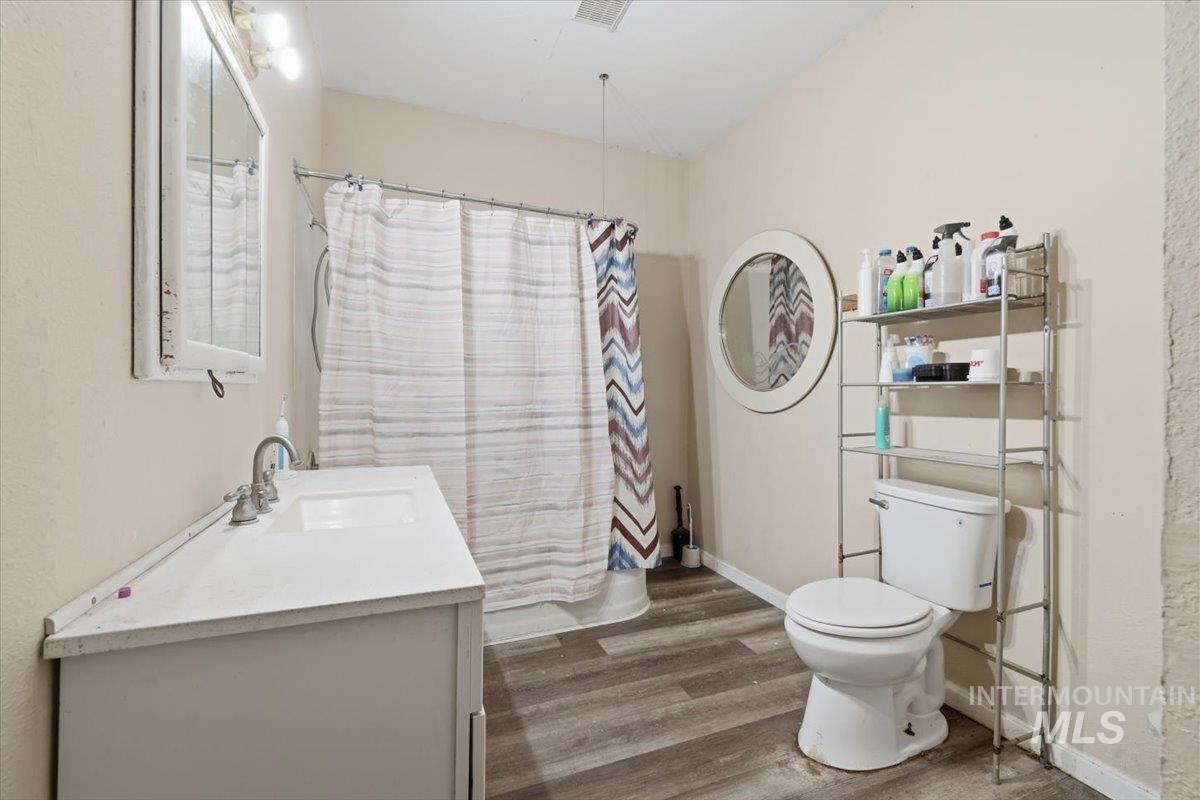 25432 Fern Lane, Wilder, Idaho 83676, 3 Bedrooms, 1 Bathroom, Residential For Sale, Price $874,500,MLS 98997065