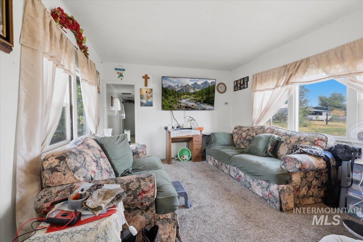 25432 Fern Lane, Wilder, Idaho 83676, 3 Bedrooms, 1 Bathroom, Residential For Sale, Price $874,500,MLS 98997065