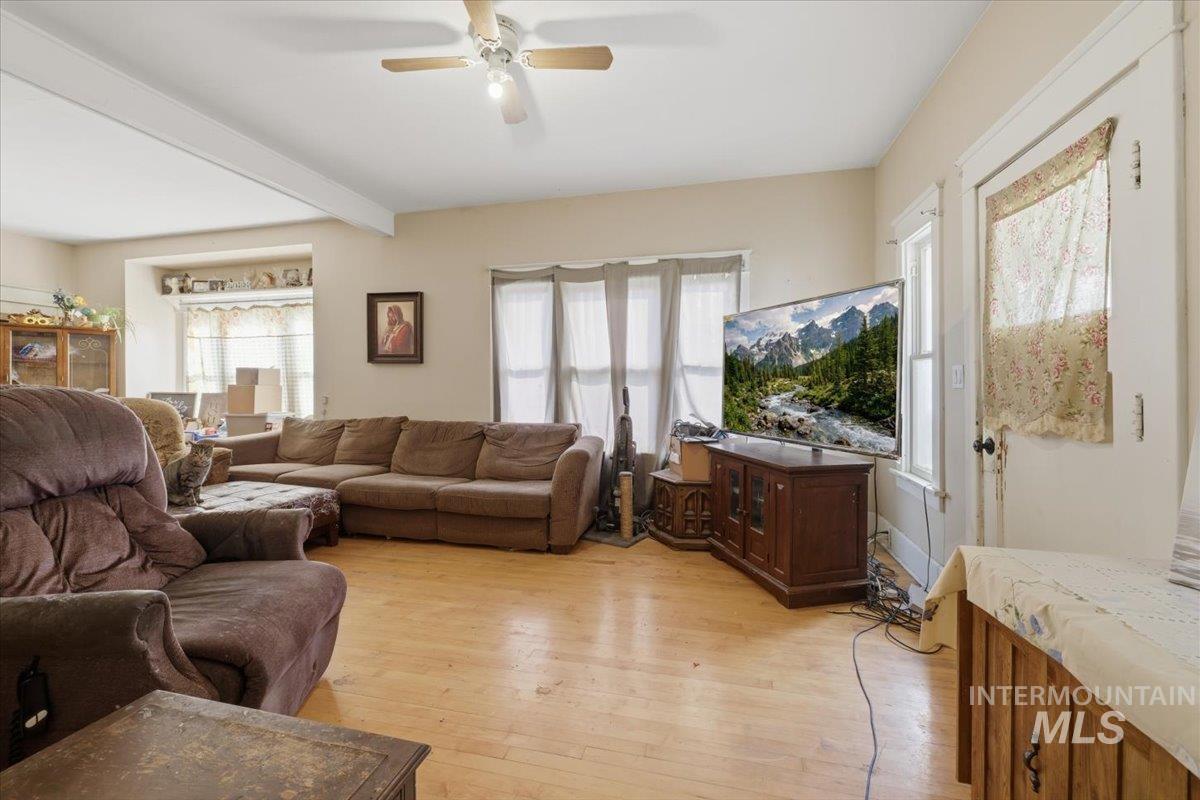 25432 Fern Lane, Wilder, Idaho 83676, 3 Bedrooms, 1 Bathroom, Residential For Sale, Price $874,500,MLS 98997065