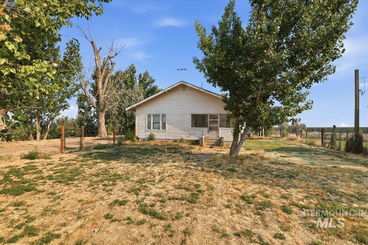 25432 Fern Lane, Wilder, Idaho 83676, 3 Bedrooms, 1 Bathroom, Residential For Sale, Price $874,500,MLS 98997065
