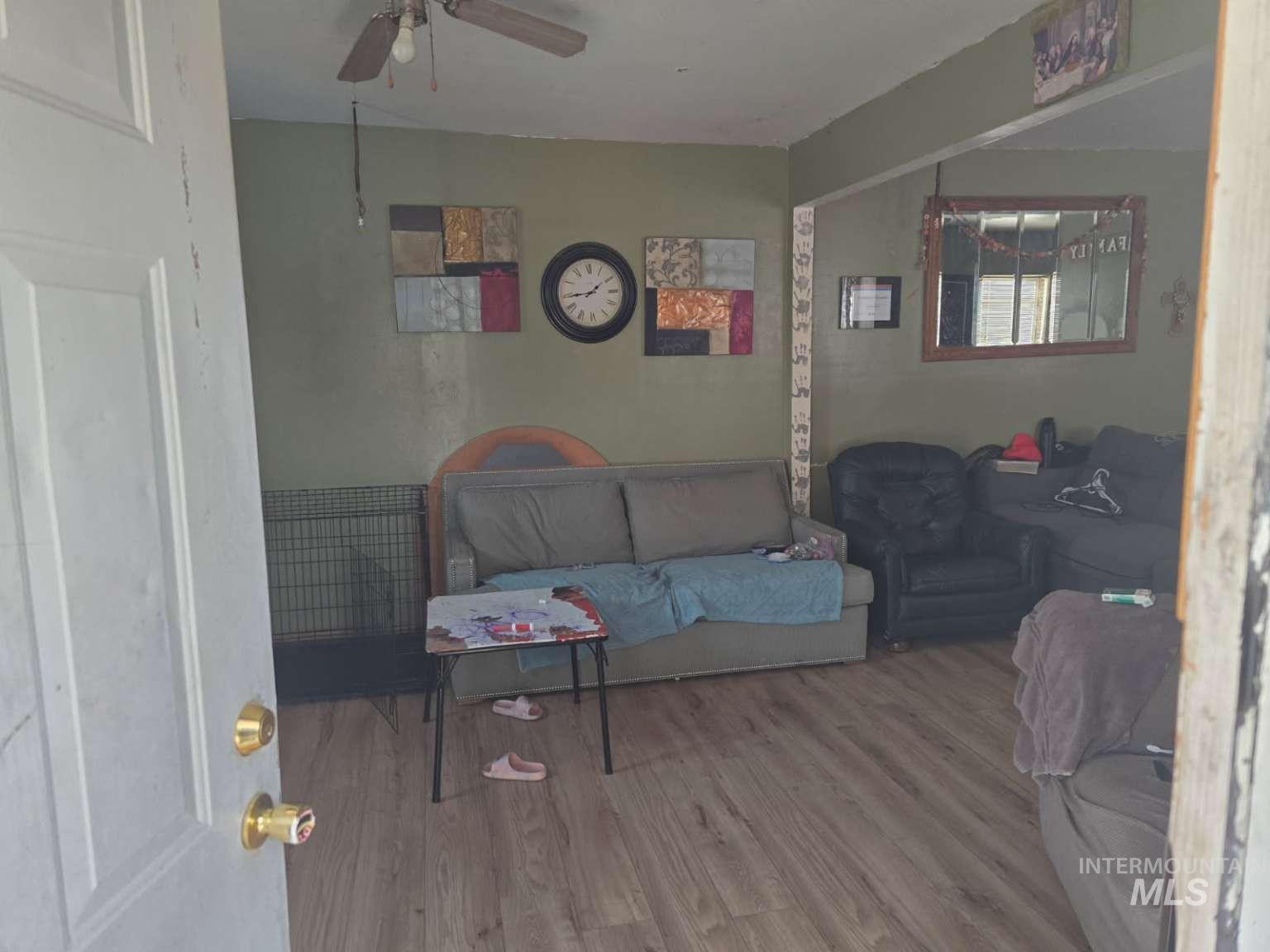 1495 W 7Th St, Weiser, Idaho 83672, 3 Bedrooms, 1 Bathroom, Residential For Sale, Price $220,000,MLS 98997070