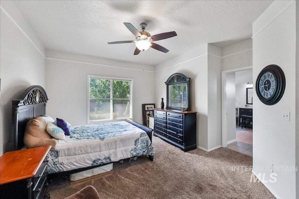 1965 E Meadow Wood St, Meridian, Idaho 83646, 3 Bedrooms, 2 Bathrooms, Residential For Sale, Price $469,000,MLS 98997072