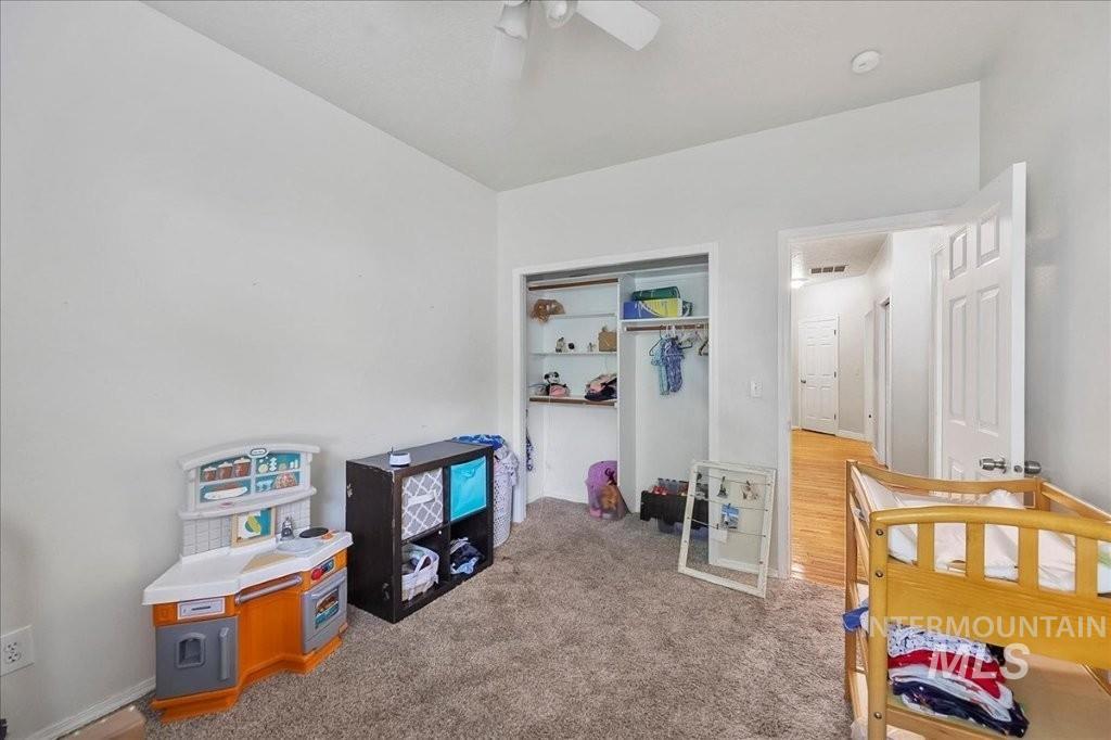 1965 E Meadow Wood St, Meridian, Idaho 83646, 3 Bedrooms, 2 Bathrooms, Residential For Sale, Price $469,000,MLS 98997072