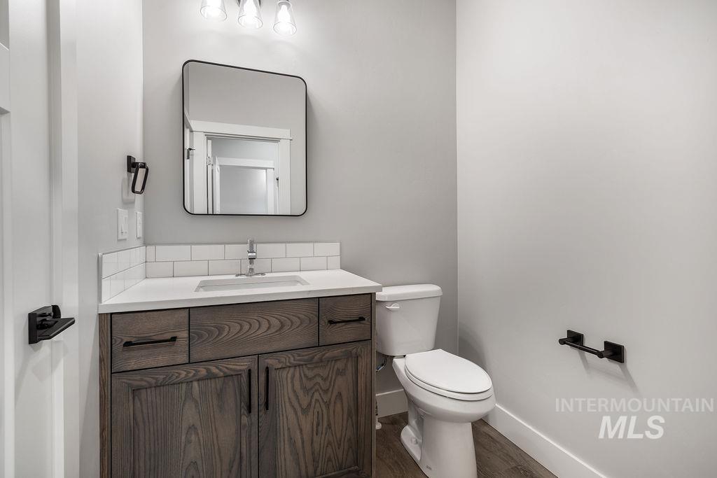 2940 Cottonwood Ln, Emmett, Idaho 83617, 3 Bedrooms, 2.5 Bathrooms, Residential For Sale, Price $960,000,MLS 98997073