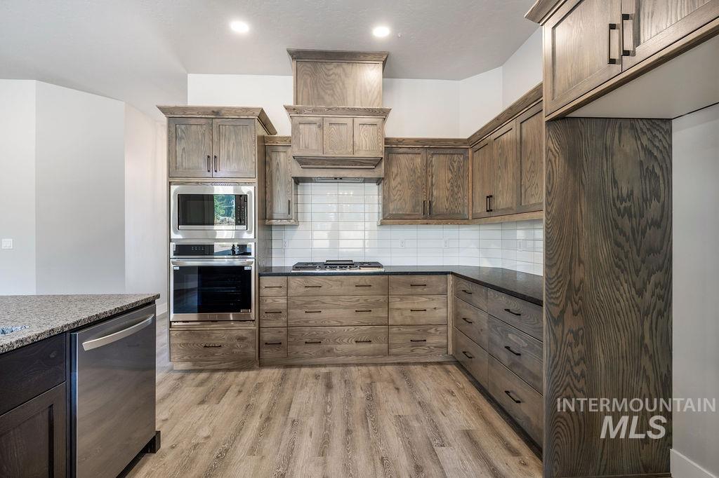 2940 Cottonwood Ln, Emmett, Idaho 83617, 3 Bedrooms, 2.5 Bathrooms, Residential For Sale, Price $960,000,MLS 98997073