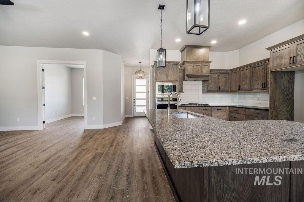 2940 Cottonwood Ln, Emmett, Idaho 83617, 3 Bedrooms, 2.5 Bathrooms, Residential For Sale, Price $960,000,MLS 98997073