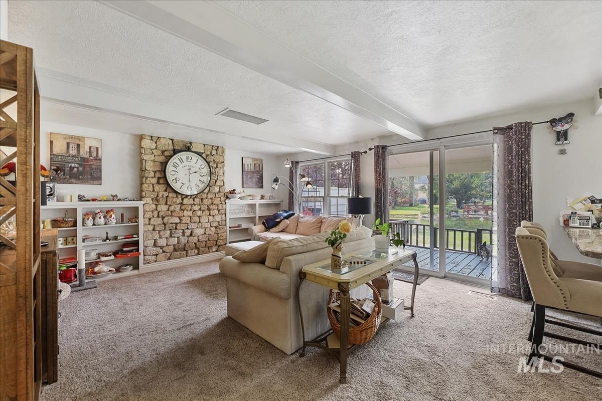 3063 S Lakewood Way, Boise, Idaho 83706, 3 Bedrooms, 2.5 Bathrooms, Residential For Sale, Price $550,000,MLS 98997074