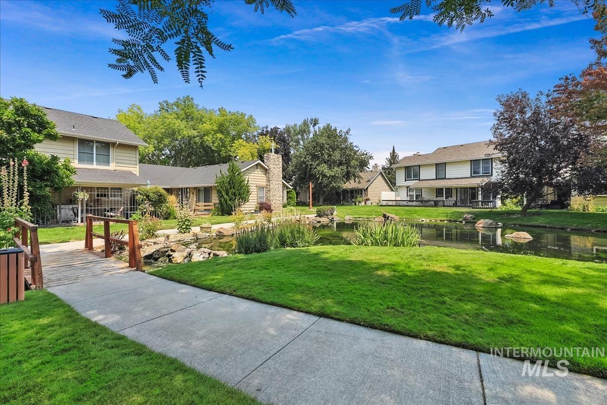 3063 S Lakewood Way, Boise, Idaho 83706, 3 Bedrooms, 2.5 Bathrooms, Residential For Sale, Price $550,000,MLS 98997074