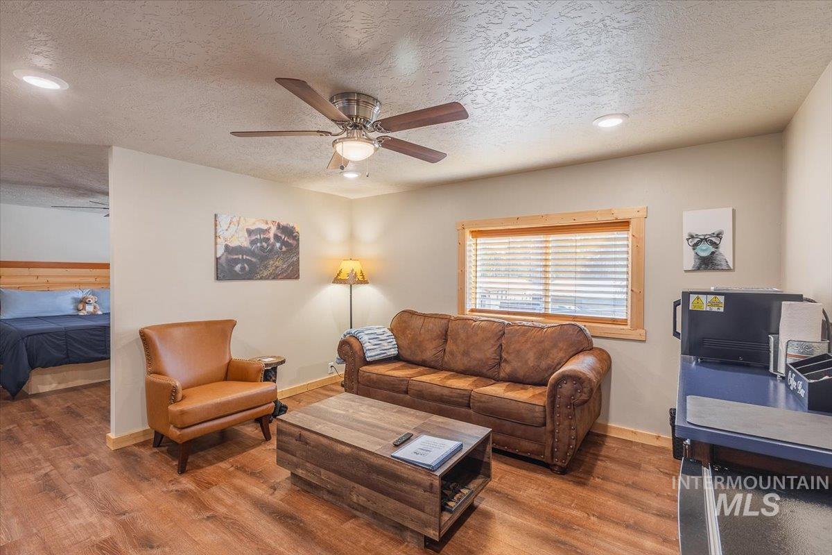 486 S Middlefork Rd, Garden Valley, Idaho 83622, 11 Bedrooms, 8 Rooms, Business/Commercial For Sale, Price $1,299,000,MLS 98997075