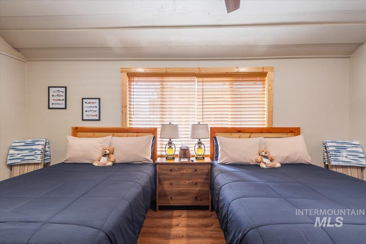 486 S Middlefork Rd, Garden Valley, Idaho 83622, 11 Bedrooms, 8 Rooms, Business/Commercial For Sale, Price $1,299,000,MLS 98997075