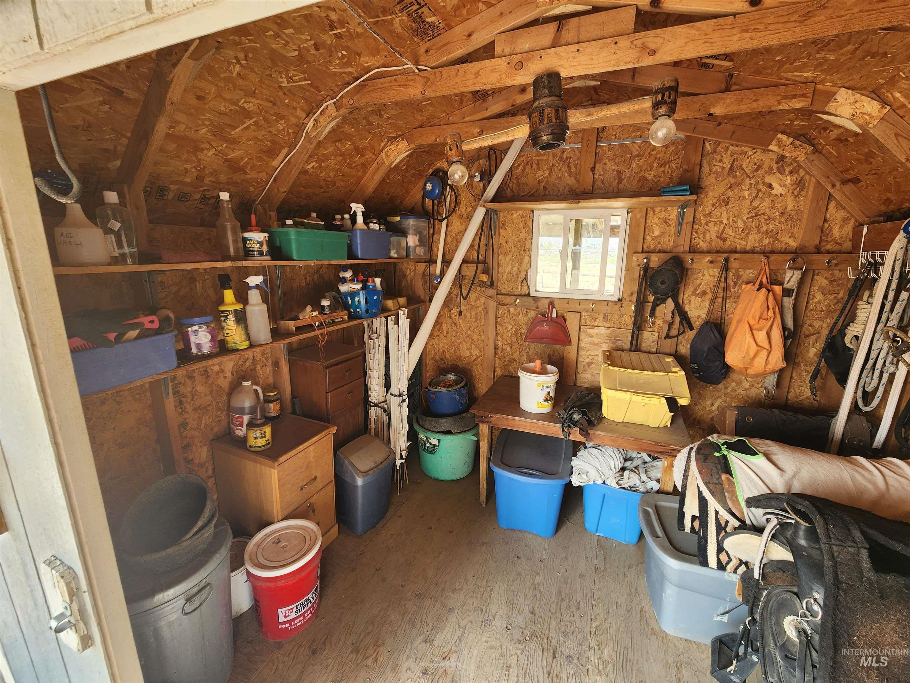 7001 S Robinson Rd, Melba, Idaho 83641, 3 Bedrooms, 2 Bathrooms, Residential For Sale, Price $650,000,MLS 98997078
