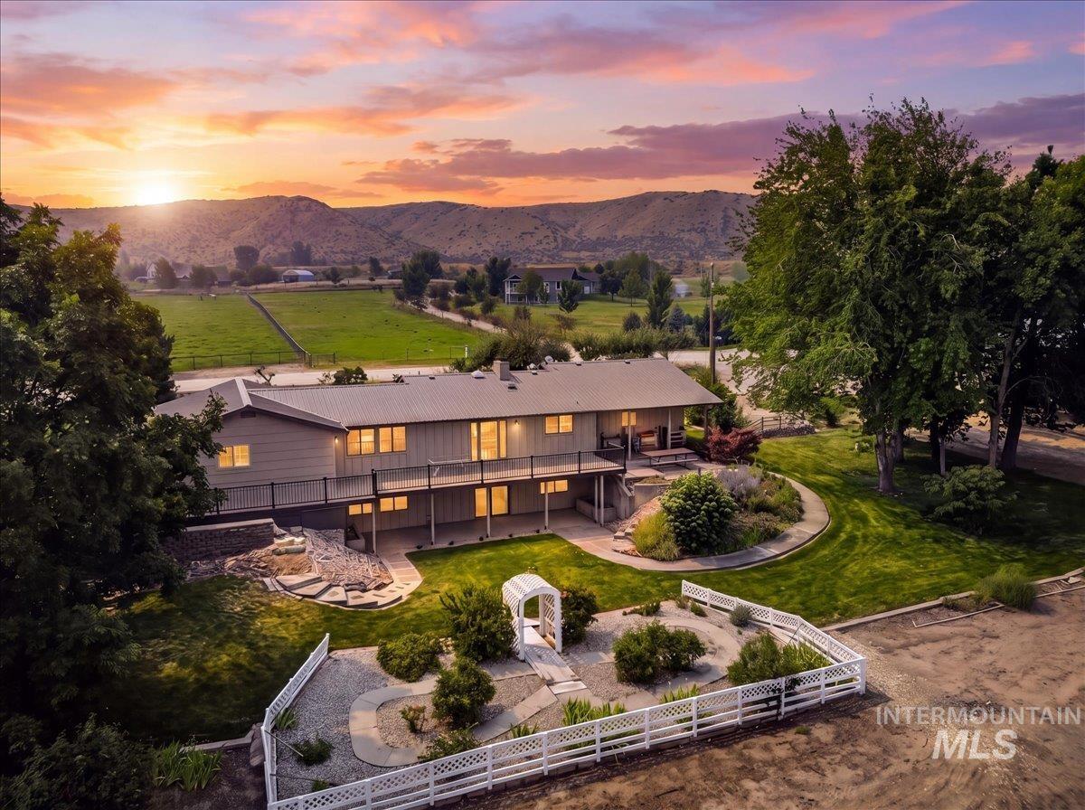 7300 Mustang Lane, Emmett, Idaho 83617, 4 Bedrooms, 3 Bathrooms, Residential For Sale, Price $1,100,000,MLS 98997080