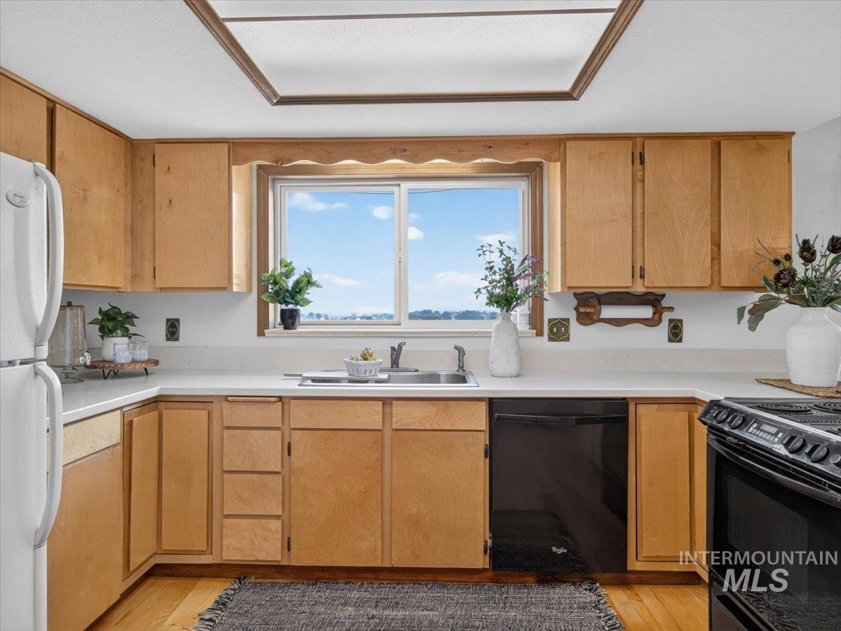 7300 Mustang Lane, Emmett, Idaho 83617, 4 Bedrooms, 3 Bathrooms, Residential For Sale, Price $1,100,000,MLS 98997080