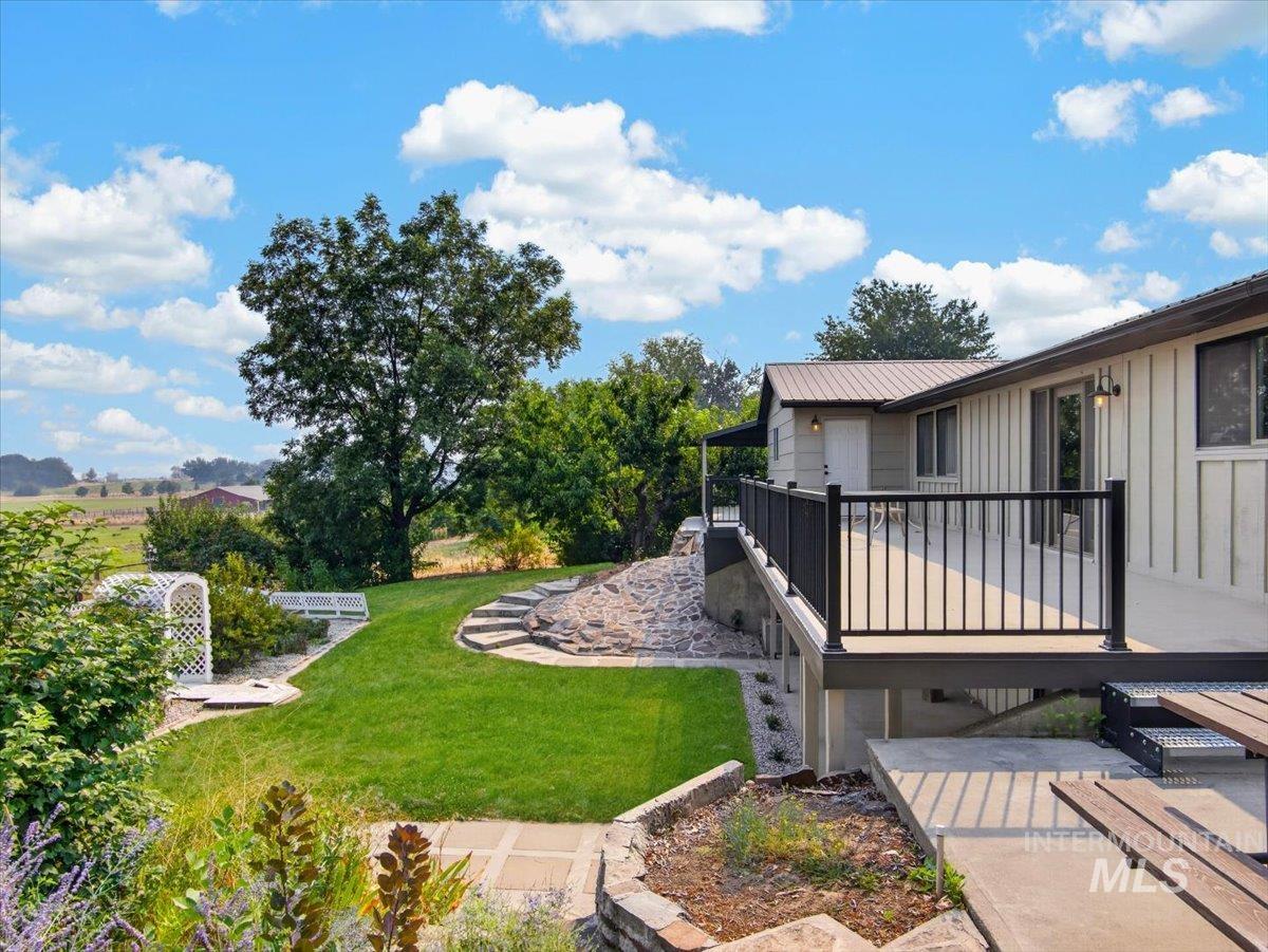 7300 Mustang Lane, Emmett, Idaho 83617, 4 Bedrooms, 3 Bathrooms, Residential For Sale, Price $1,100,000,MLS 98997080