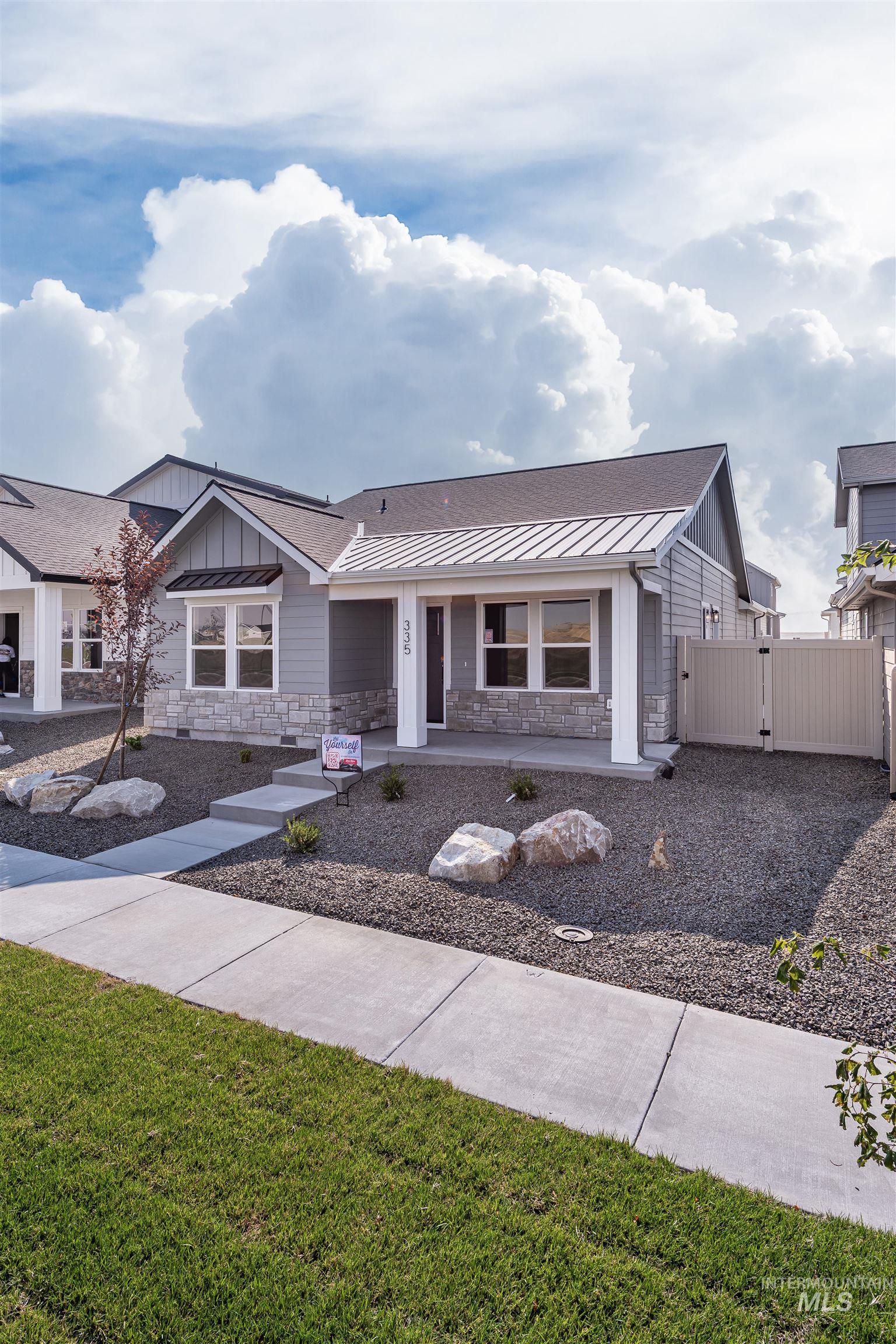 335 E. Chevy Dr., Boise, Idaho 83716, 3 Bedrooms, 2 Bathrooms, Residential For Sale, Price $374,900,MLS 98997082