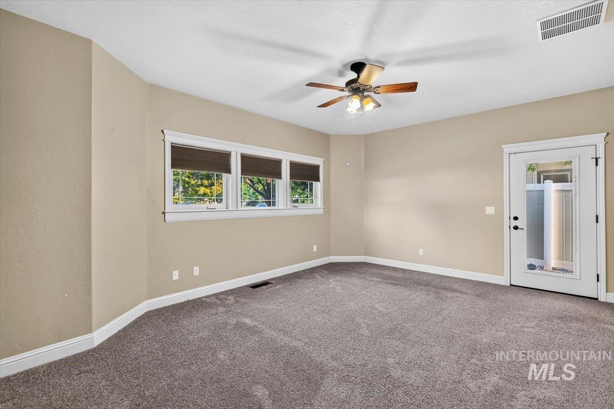 654 S Whisperwood way, Boise, Idaho 83709, 3 Bedrooms, 3 Bathrooms, Residential For Sale, Price $609,999,MLS 98997085