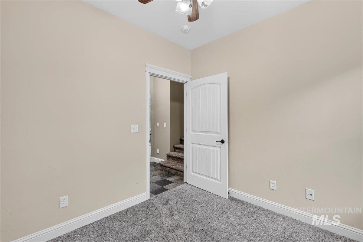 654 S Whisperwood way, Boise, Idaho 83709, 3 Bedrooms, 3 Bathrooms, Residential For Sale, Price $609,999,MLS 98997085