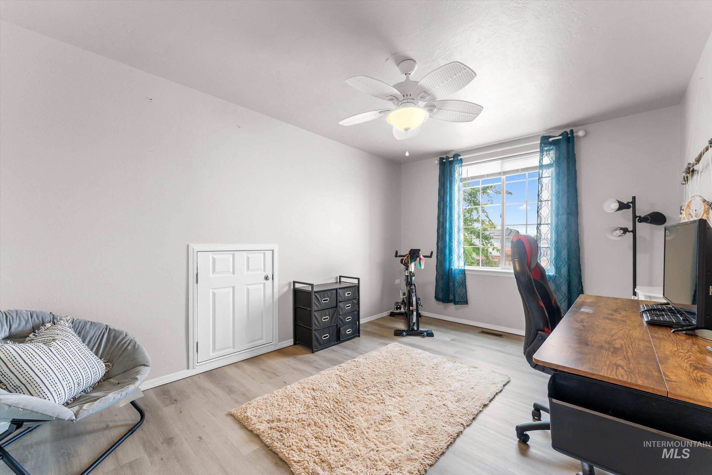 675 SW Nugget, Mountain Home, Idaho 83647, 5 Bedrooms, 3 Bathrooms, Residential For Sale, Price $479,900,MLS 98997087