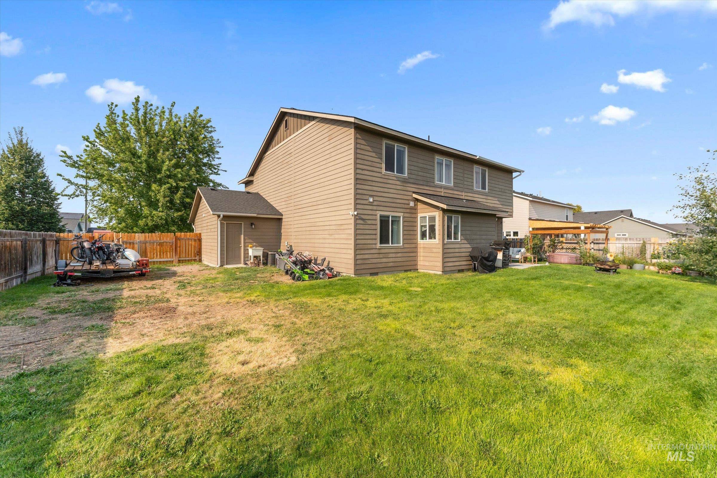 675 SW Nugget, Mountain Home, Idaho 83647, 5 Bedrooms, 3 Bathrooms, Residential For Sale, Price $479,900,MLS 98997087