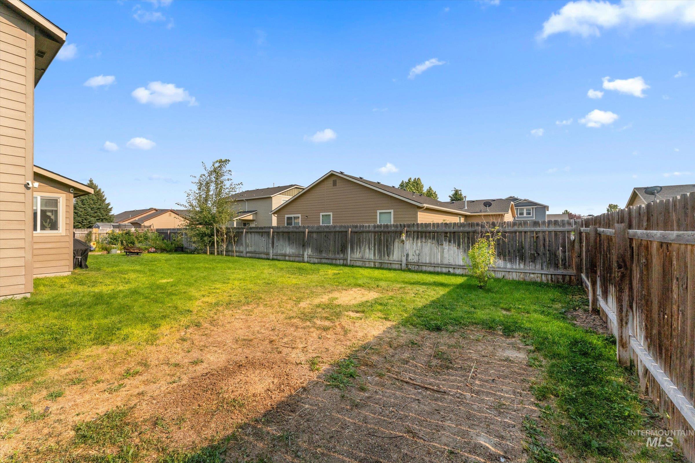 675 SW Nugget, Mountain Home, Idaho 83647, 5 Bedrooms, 3 Bathrooms, Residential For Sale, Price $479,900,MLS 98997087