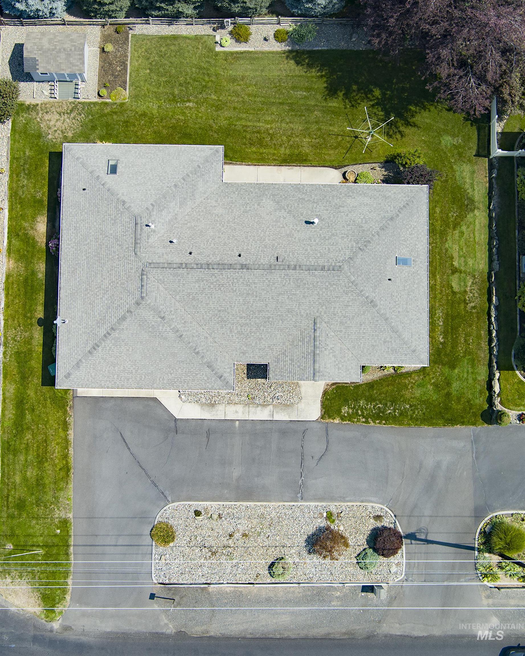 3203 4th Street, Lewiston, Idaho 83501, 3 Bedrooms, 2.5 Bathrooms, Residential For Sale, Price $500,000,MLS 98997090