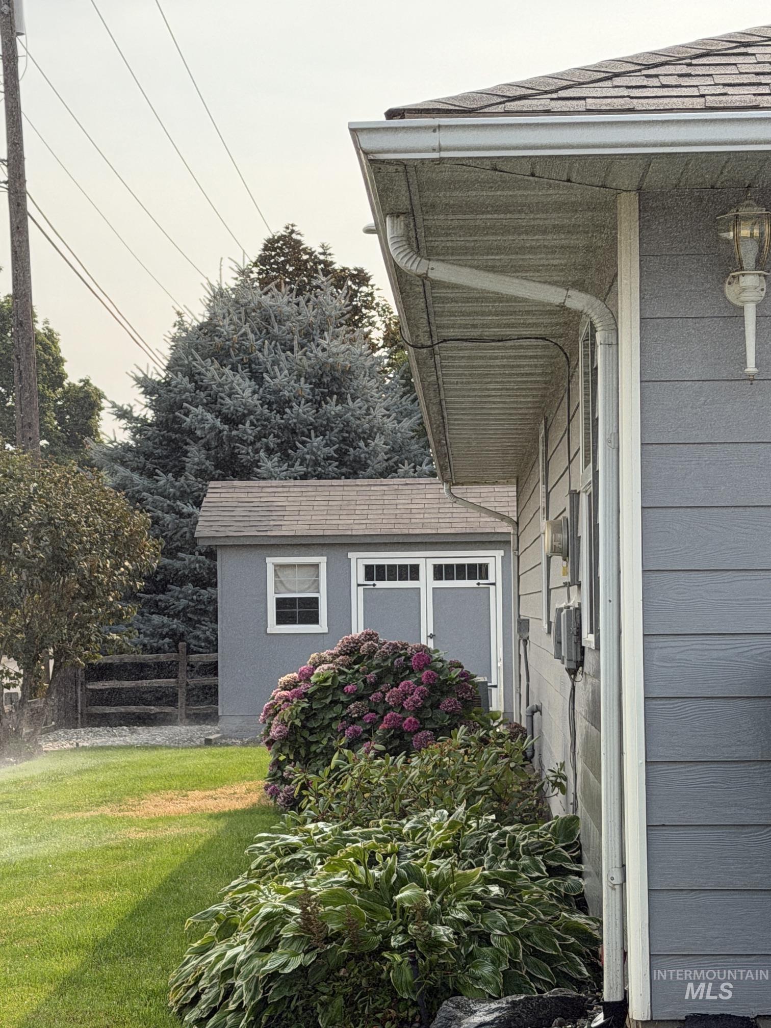 3203 4th Street, Lewiston, Idaho 83501, 3 Bedrooms, 2.5 Bathrooms, Residential For Sale, Price $500,000,MLS 98997090