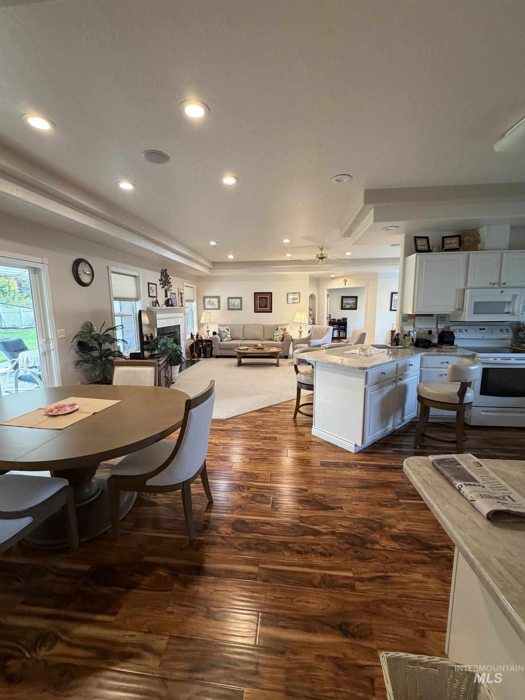3203 4th Street, Lewiston, Idaho 83501, 3 Bedrooms, 2.5 Bathrooms, Residential For Sale, Price $500,000,MLS 98997090