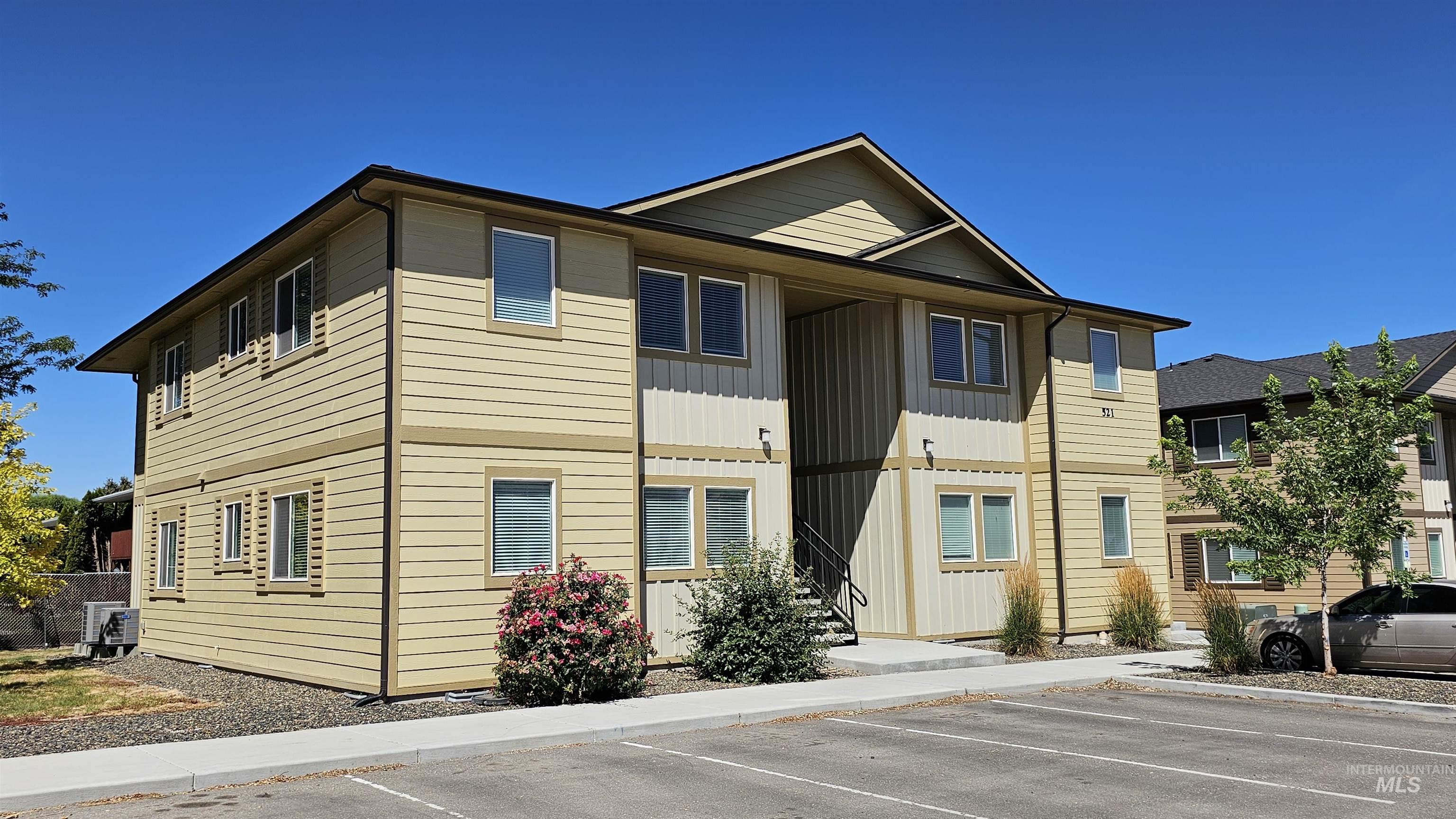 509-523 Rose St, Twin Falls, Idaho 83301, 2 Bedrooms, 2 Bathrooms, Residential Income For Sale, Price $8,100,000,MLS 98997092