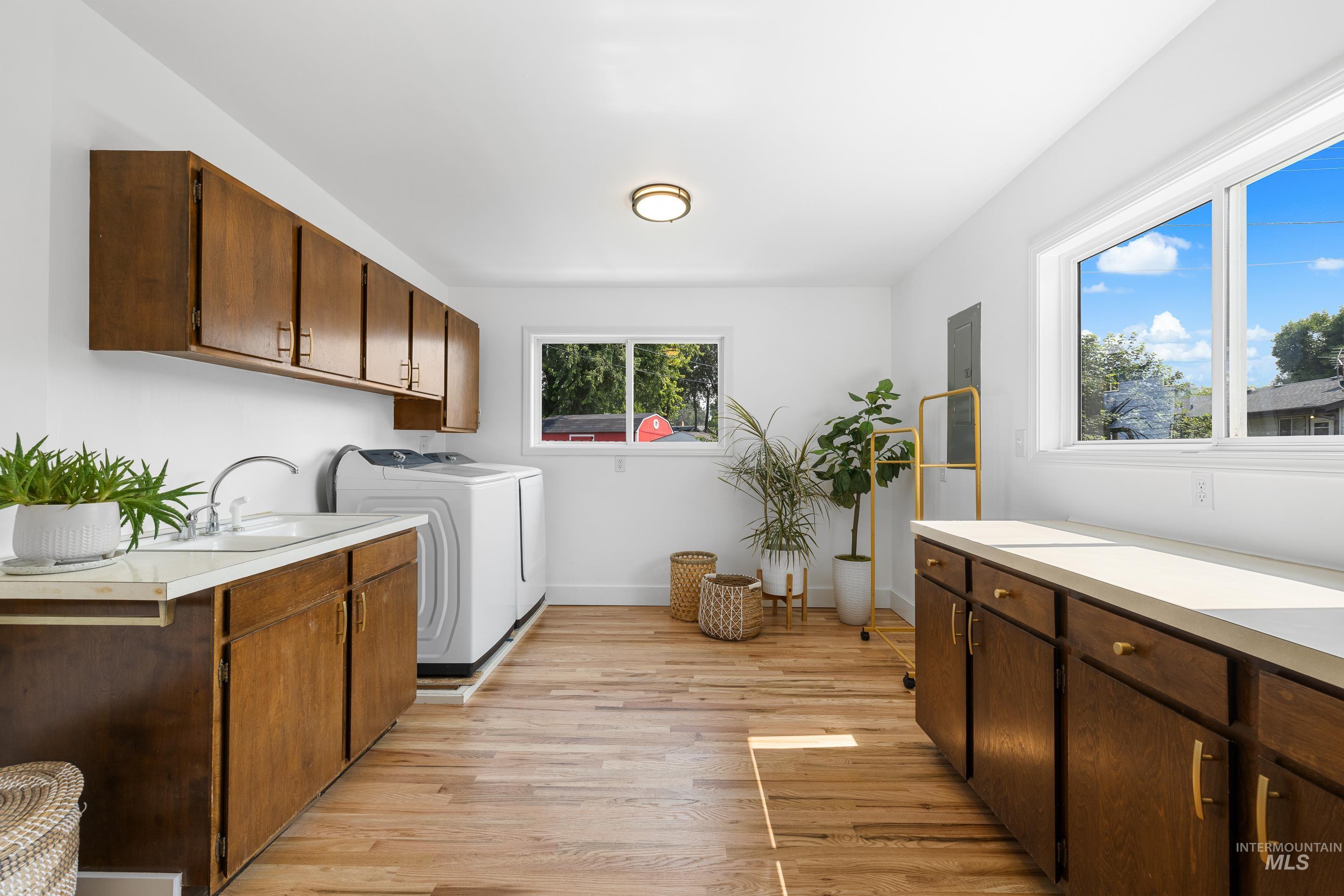 2710 S Augusta Street, Boise, Idaho 83705, 4 Bedrooms, 2.5 Bathrooms, Residential For Sale, Price $770,000,MLS 98997093