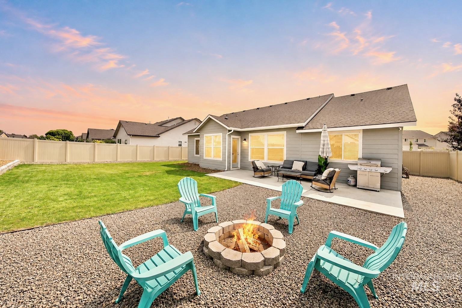 3400 S Edge Rim Way, Meridian, Idaho 83642, 4 Bedrooms, 2 Bathrooms, Residential For Sale, Price $489,000,MLS 98997094